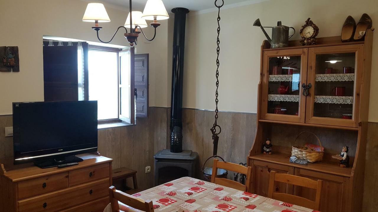 Aptos. Rurales Los Falares De La Abuela Berta (Adults Only) Nieda Exterior photo